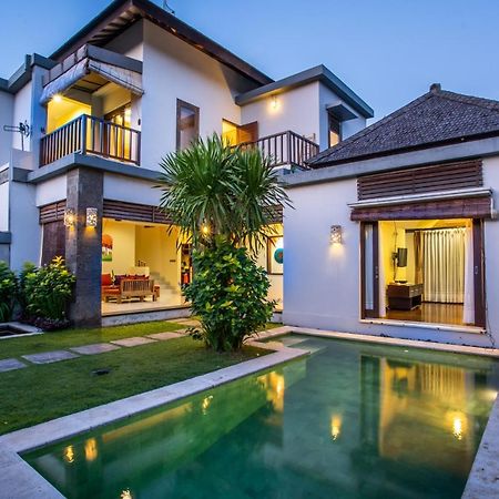 Villa Nadya Seminyak Dış mekan fotoğraf